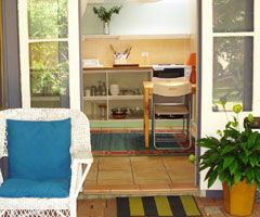 Artist Studio Cottage - Holiday Byron Bay 0
