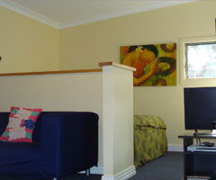 Artist Studio Cottage - Holiday Byron Bay 1