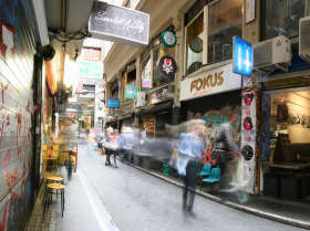 Melbourne By Foot - Holiday Byron Bay 0