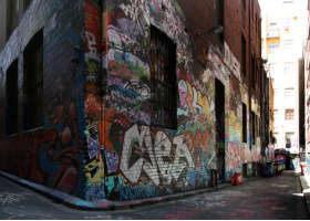 Melbourne By Foot - Holiday Byron Bay 2