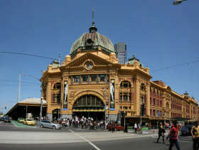 Melbourne By Foot - Holiday Byron Bay 3