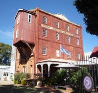 The York Mill - Holiday Byron Bay
