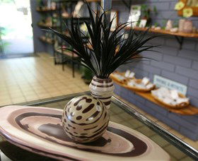 Zebra Rock Gallery And Coffee Shop - Holiday Byron Bay 0