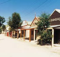 Old Tailem Town Pioneer Village - Holiday Byron Bay