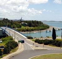 Gladstone Marina - Holiday Byron Bay