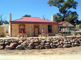 Uleybury Wines - Holiday Byron Bay 0