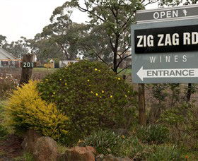 Zig Zag Rd Winery - Holiday Byron Bay 3