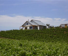 Zig Zag Rd Winery - Holiday Byron Bay 0