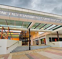 Gladstone Entertainment and Convention Centre - Holiday Byron Bay