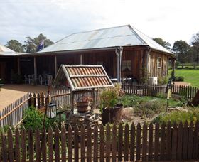 Rollonin Cafe - Holiday Byron Bay 1