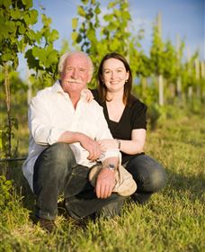 Helm Wines - Holiday Byron Bay 0