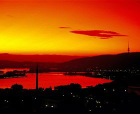 Telstra Tower - Holiday Byron Bay 0