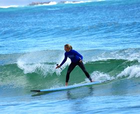 East Coast Adventure Bus - Holiday Byron Bay 3