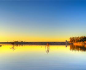 Fairbairn Dam, Lake Maraboon - Holiday Byron Bay 2