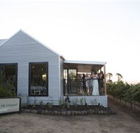 Quoin Hill Vineyard - Holiday Byron Bay