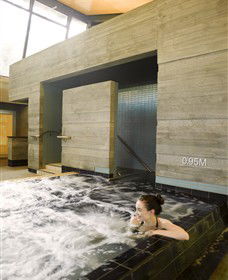 Hepburn Bathhouse & Spa - Holiday Byron Bay 4