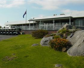 Tenterfield Golf Club - Holiday Byron Bay 0