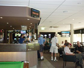 Queanbeyan Golf Club - Holiday Byron Bay 1
