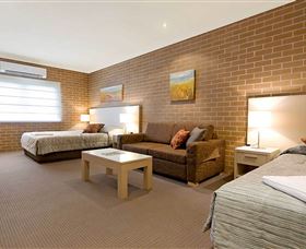 Imperial Hotel - Holiday Byron Bay 2