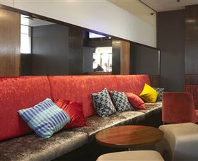 Imperial Hotel - Holiday Byron Bay 1