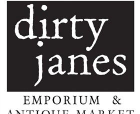 Dirty Janes Emporium - Holiday Byron Bay 0