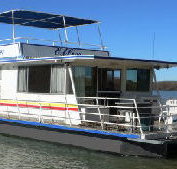 Oz Houseboats - Holiday Byron Bay