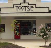Tootsie Fine Art and Design - Holiday Byron Bay