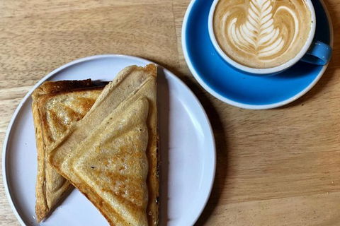 EXPRESS Vegan Food & Drink Walking Tour (CBD) - Holiday Byron Bay 0