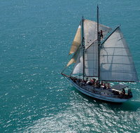 Whitsunday Islands Private Sailing Experience with Snorkeling  Langford Reef - Holiday Byron Bay