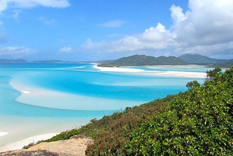 Whitsundays Sailing 2-Day Adventure - Holiday Byron Bay 0