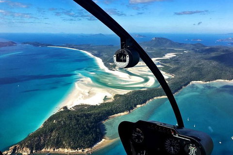 Whitehaven Heli Tour - Holiday Byron Bay 7