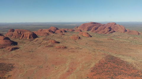 Uluru & Kata Tjuta Grand View Helicopter Flight - Holiday Byron Bay 2