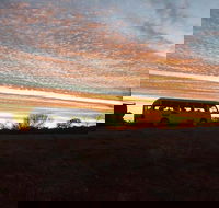 Bus Transfer Alice Springs to Ayers Rock Resort - Holiday Byron Bay