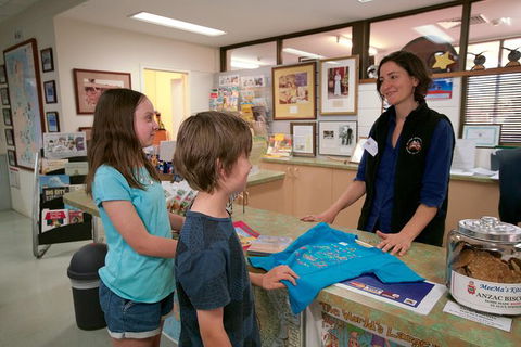 Skip The Line: Alice Springs School Of The Air Guided Tour Ticket - Holiday Byron Bay 4