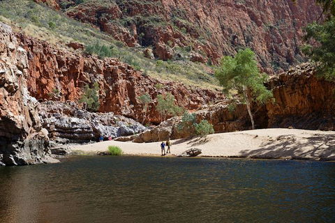 1 Day West MacDonnell Ranges Safari - Holiday Byron Bay 1