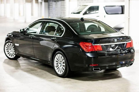 Family Sydney Airport Arrival Transfer - Holiday Byron Bay 1
