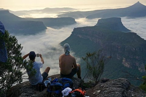 Hiking The Castle In The Spectacular Budawang Mountain Range - Holiday Byron Bay 1