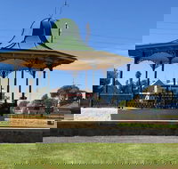 Davies Square Wallaroo