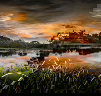 Lake McIntyre - Holiday Byron Bay