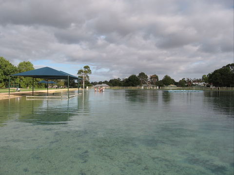 Millicent Swimming Lake - Holiday Byron Bay 1