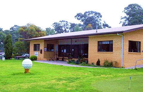 Nathalia Golf Club - Holiday Byron Bay 1