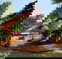 Coronation Park Yass - Holiday Byron Bay