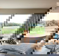 Lon Spa - Holiday Byron Bay