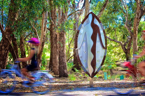 Wagirra Trail And Yindyamarra Sculpture Walk - Holiday Byron Bay 0