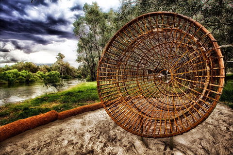 Wagirra Trail And Yindyamarra Sculpture Walk - Holiday Byron Bay 1