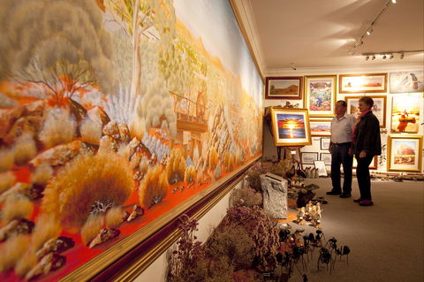 Silver City Mint And Art Centre - Holiday Byron Bay 1
