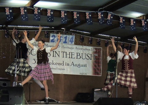 Boondooma Homestead - Holiday Byron Bay 1