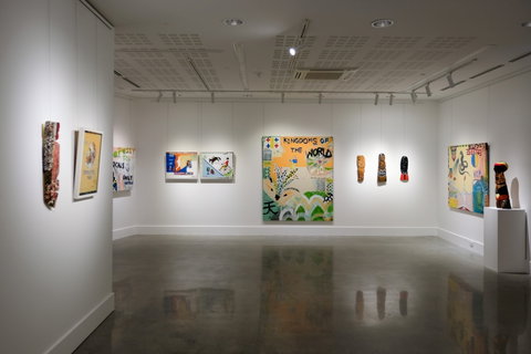 Lone Goat Gallery - Holiday Byron Bay 1