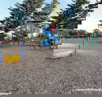 Susan Wilson Memorial Playground - Holiday Byron Bay