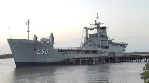 HMAS Tobruk Dive - Holiday Byron Bay 0
